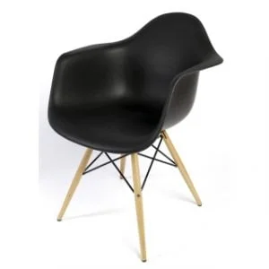 Eames Chair with arm