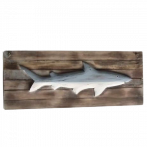 Requin bleu en bois