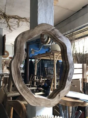 Miroir en bois