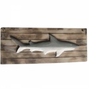 Requin gris en bois