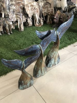 Wooden whale tail decoration set