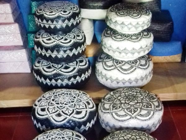 Traditional bali oval box