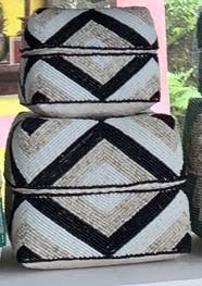 BS Anugerah Monte box 2 set 13 & 16 cm , white black and brown