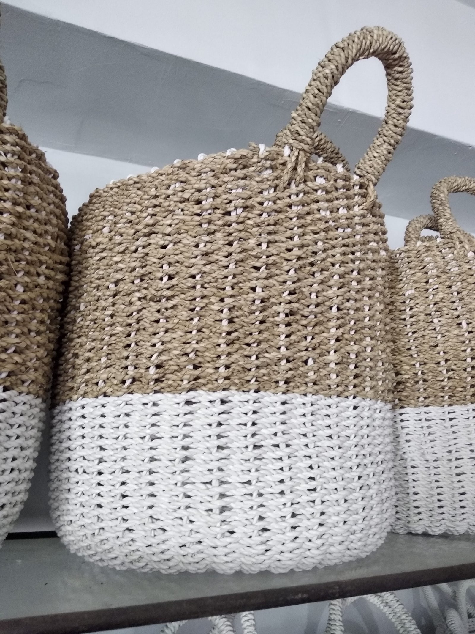 Basket white natural