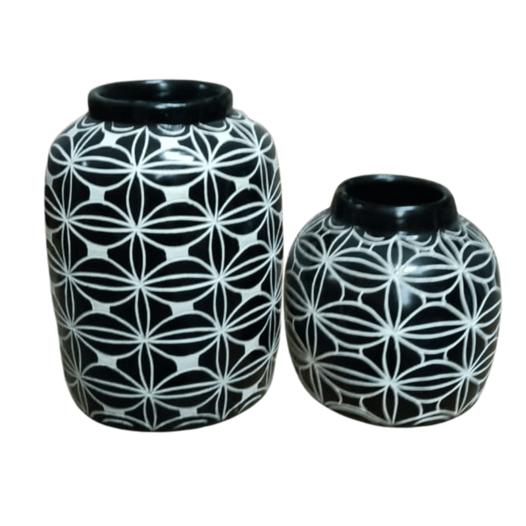 A Set of 2 Plant Paint Pot Lombok