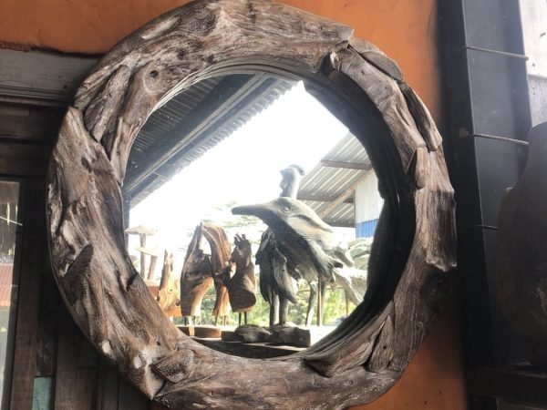 Wooden mirror 1
