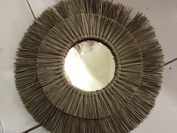 Rumput’ mirror