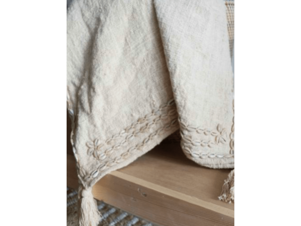 Morina Throw