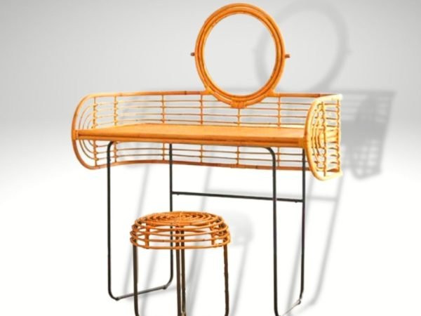 A Set Of Dressing Table
