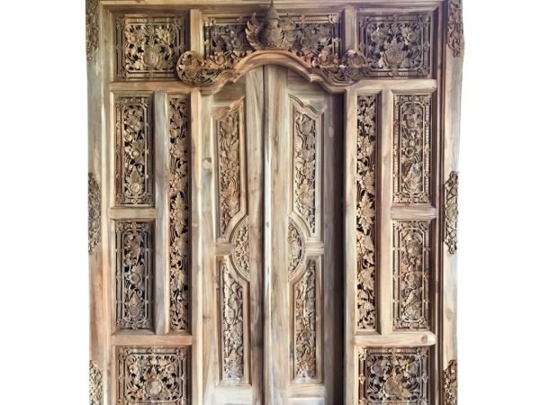 Lilika Teak Wood Gebyog