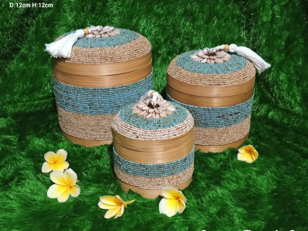 A Set Of 3 Cream Turquis Beads And Bamboo Bali Box