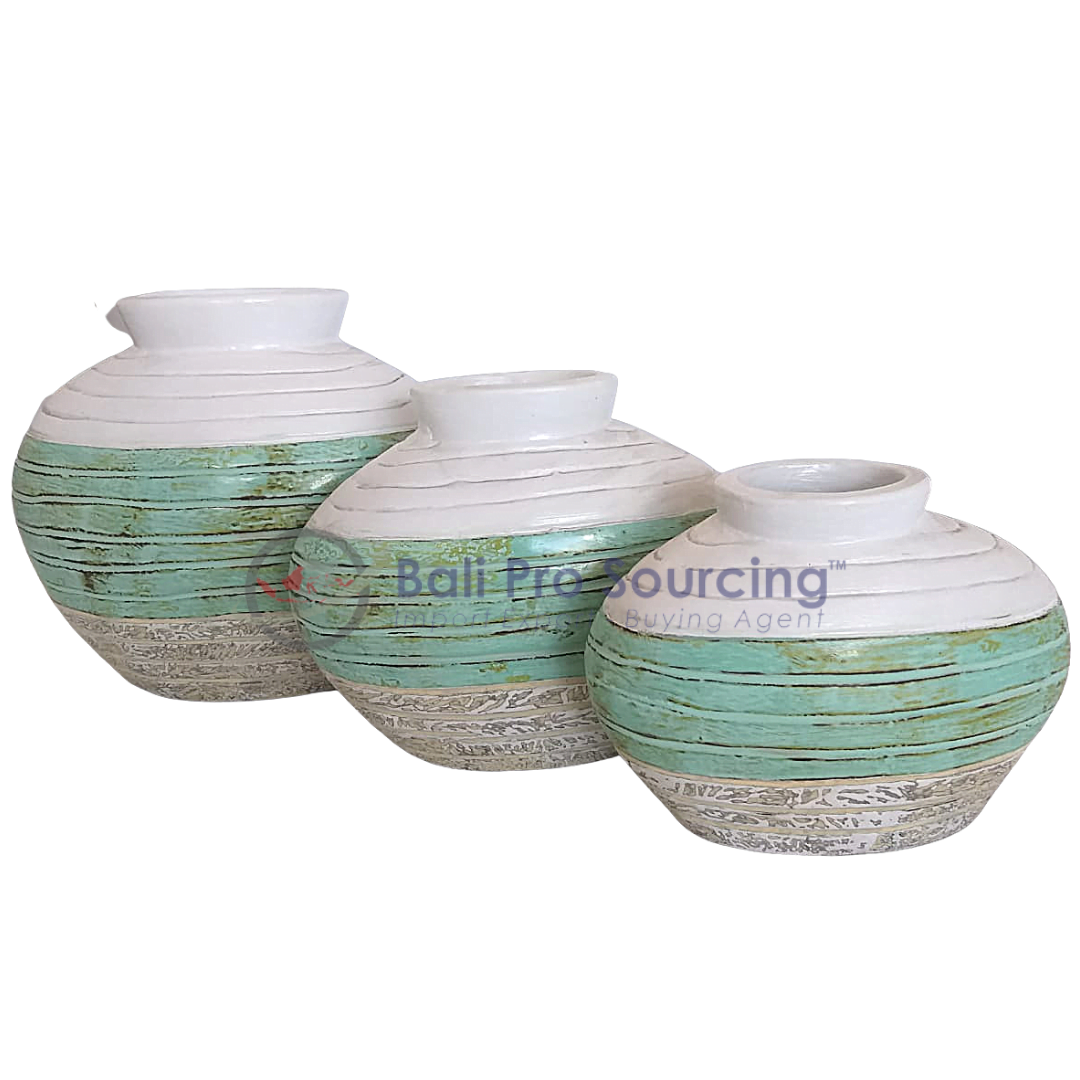 A set Of 3 Oval Lined Mini Pot