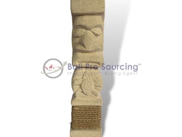 Tiki Statue With Rope No.1