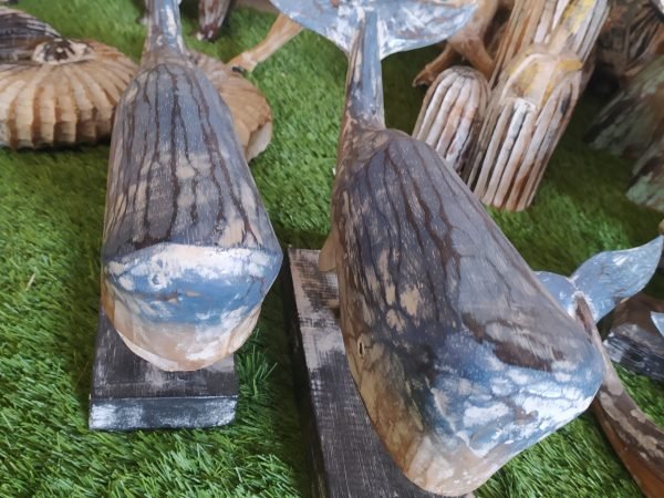 Whale wooden decoration