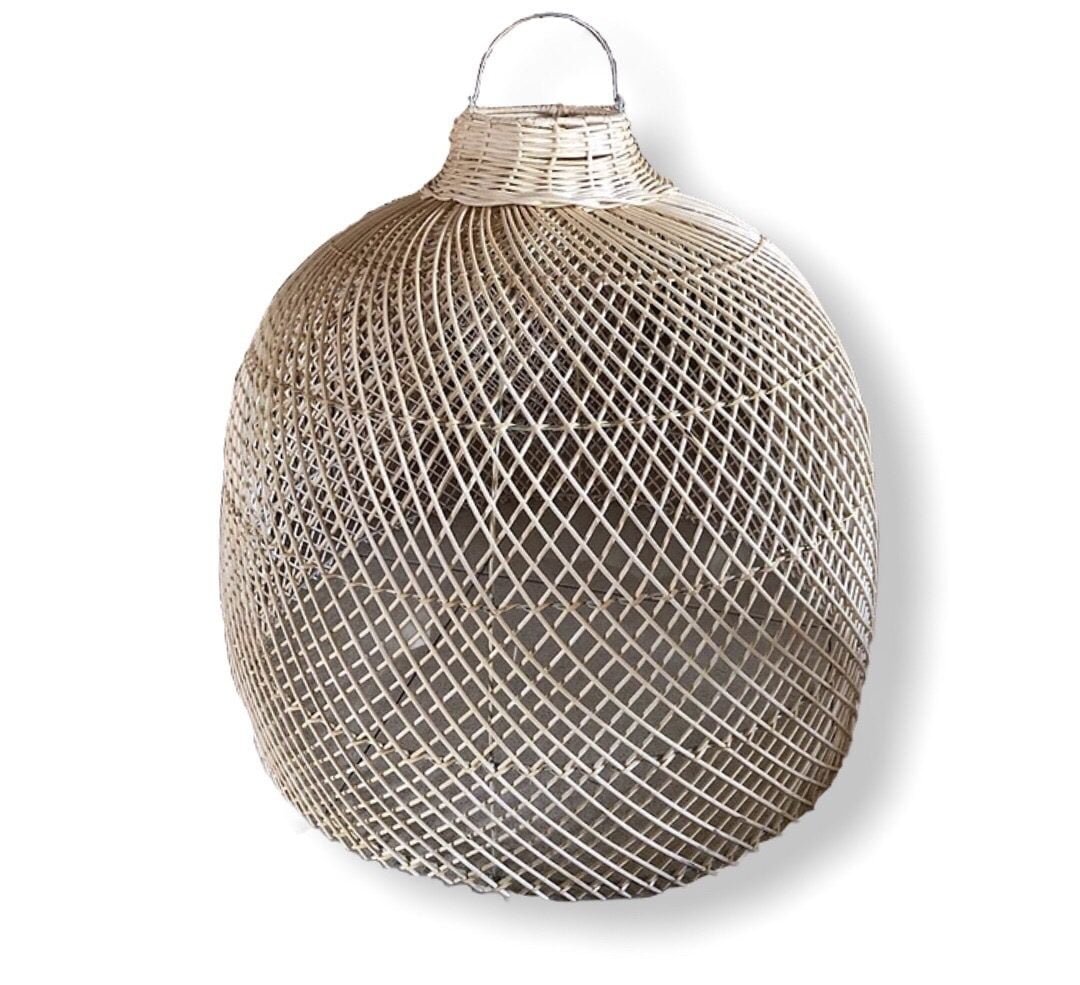 Caca Cage Rattan Lamp