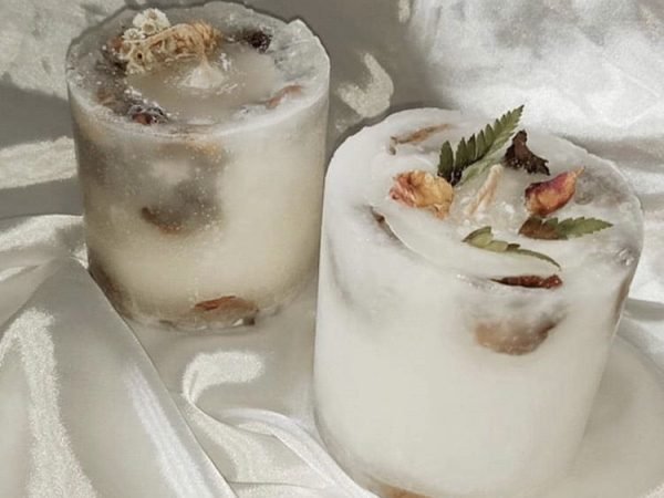 Scented soy candele with dried herb