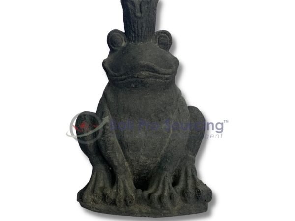 Frog Statue Wearing a Crown STA0159